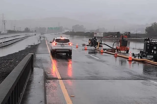 flooding-on-highway-37-chp