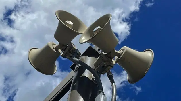 warning-sirens-on-a-pole