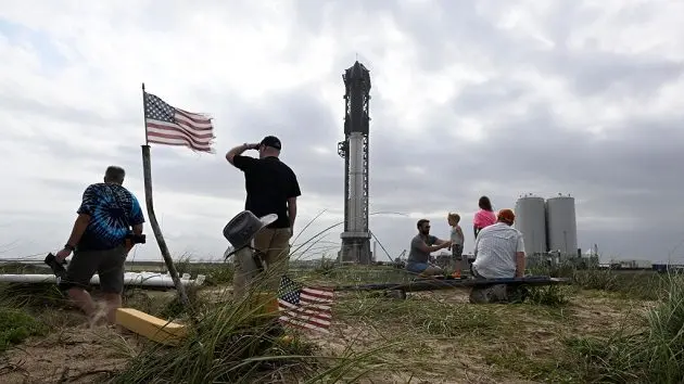 spacexs-starship-spacecraft-and-super-heavy-rocket