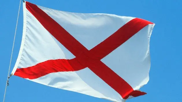 gettyrf_32124_alabamaflag118510