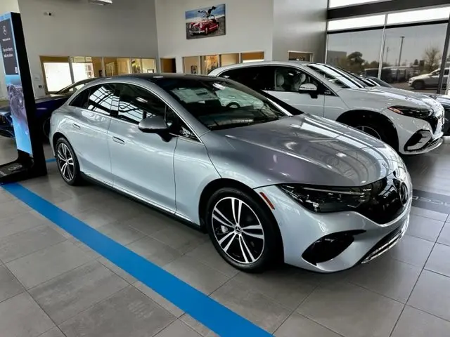 2023-mercedes-benz-eqs-battery-electric-mercedes-benz-of-santa-rosa621463