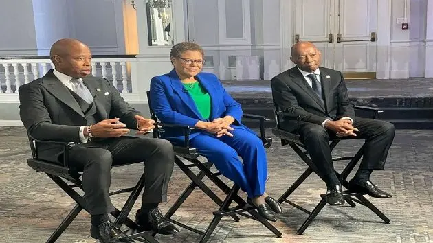 abc_012223_majorcitymayors486257