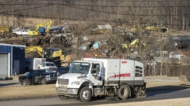 getty_22323_ohiotraincleanup76806