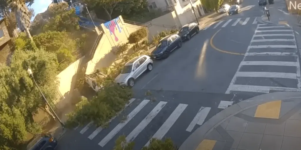 crash-on-sanchez-street-stairs-in-san-francisco-7-22-23