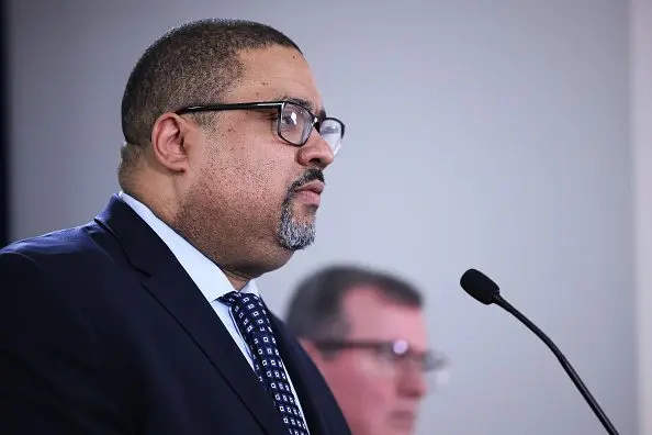nyc-mayor-adams-and-manhattan-d-a-alvin-bragg-make-law-enforcement-announcement
