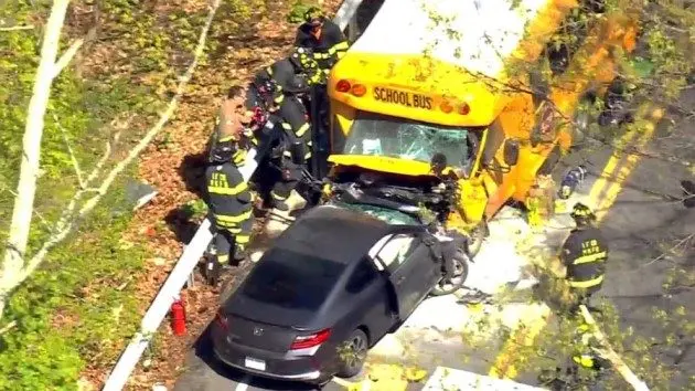 mt-kisco-bus-crash-main-ht-jt-230426_1682548332191_hpmain_16x9_992954184
