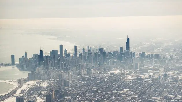 downtown-chicago-city-skyline-illinois-usa