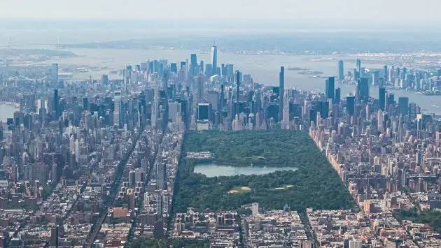 aerial-view-of-new-york-city-skyline