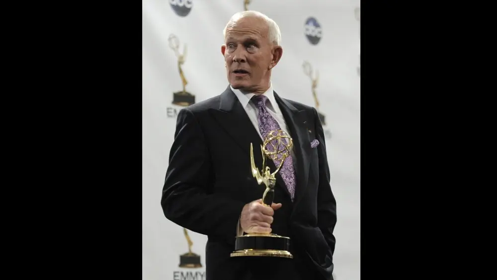 tommy-smothers