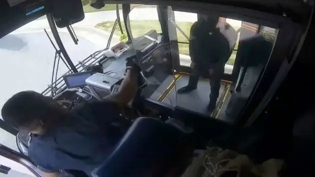 charlotteareatransit_busshootout_052723731326