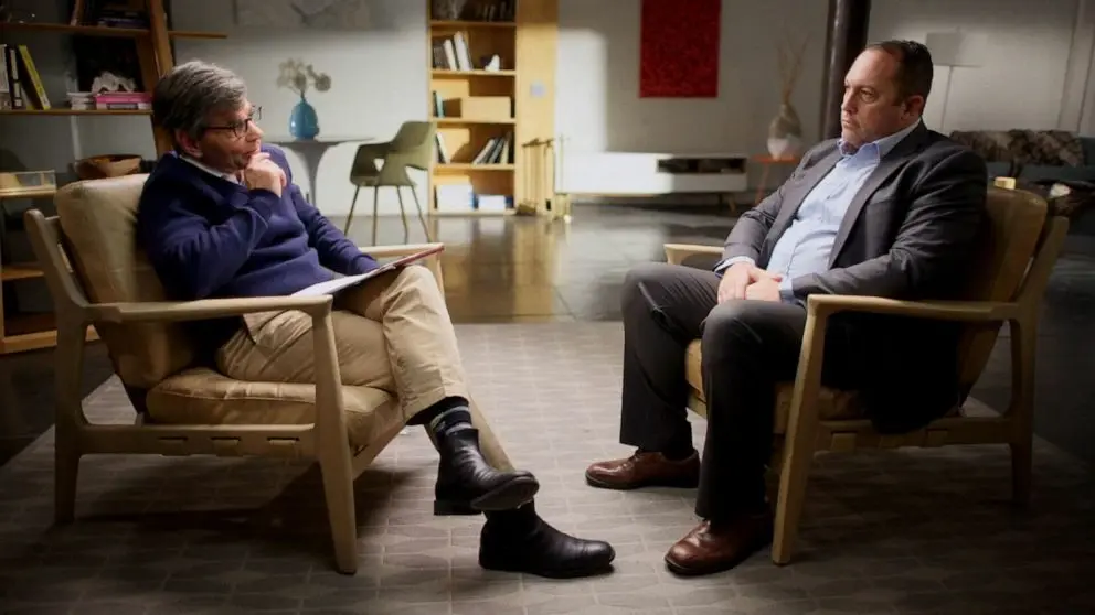 abcnews_joemoore_042723939346