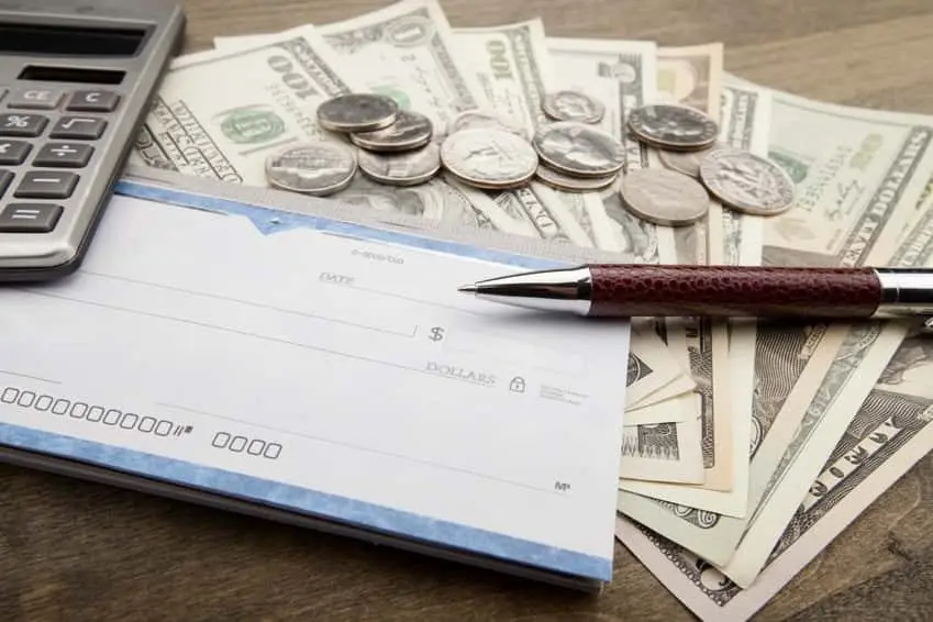 check-paycheck-bank-account