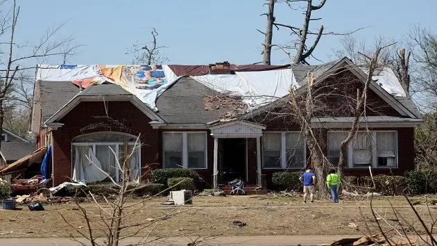 at-least-26-dead-after-devastating-tornadoes-tear-through-mississippi-2