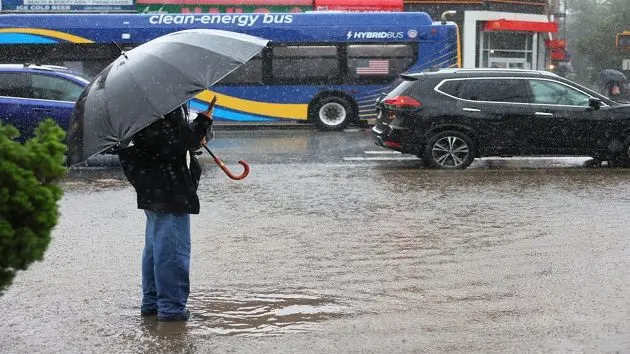 heavy-rains-cause-flash-flooding-in-parts-of-new-york-city