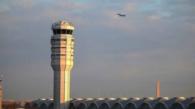 news_reaganairport_040125561146