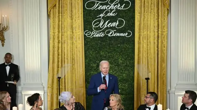 white-house-teacher-dinner_1714702608408_hpmain240977