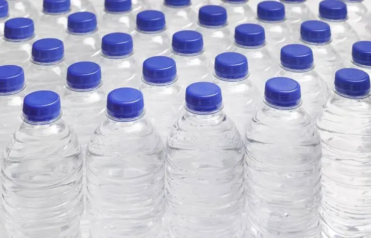 production-line-of-drinking-water-bottles-2
