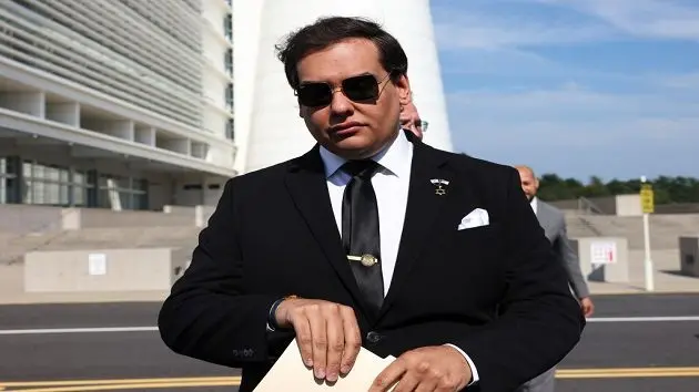 getty_040525-georgesantos1472223