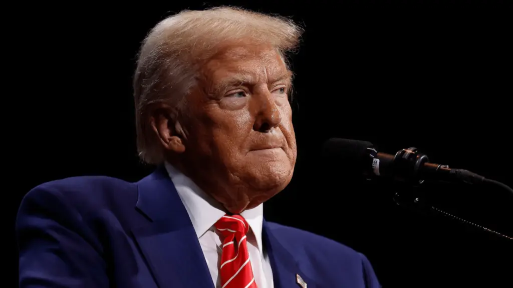 news_donaldtrump_101824783207