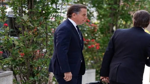 hunter-biden-goes-to-court-to-plead-guilty-to-tax-violations-3