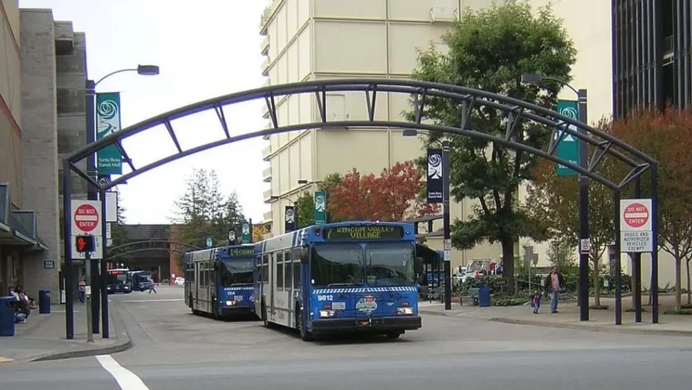 1200px-santa_rosa_transit_mall_7817ed