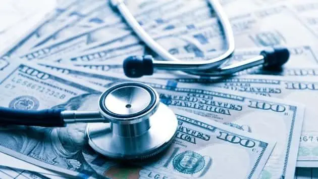 istock_4320_moneystethoscope