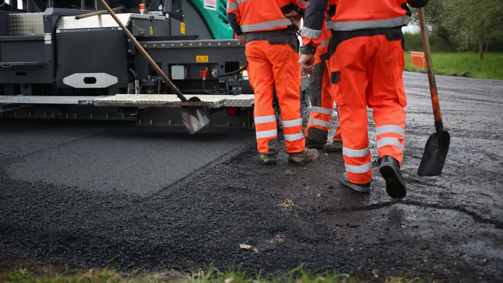 road-repair-workers