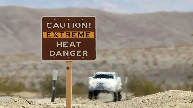 annual-badwater-ultra-marathon-held-in-death-valleys-extreme-heat