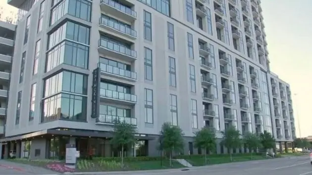 ktrk_041224_houstonhighrise971629