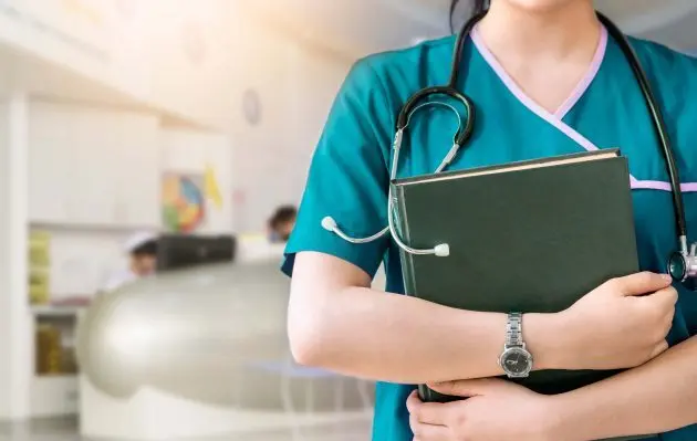 nurse-torso-shot-e1551969019160