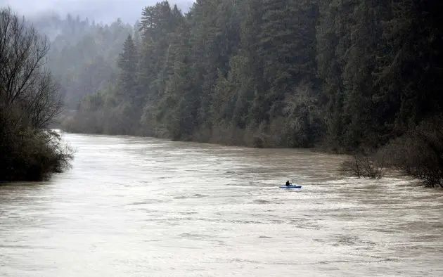 russian-river-flooding-2-e1565957873870
