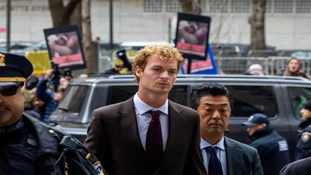 jury-continues-to-deliberate-in-daniel-penny-trial-after-manslaughter-charge-dropped