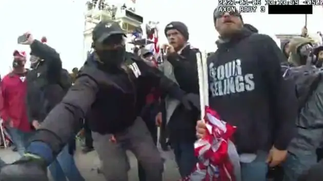 n_nfl-player-capitol-attack-ht-lv-241114-3_1731619493788_hpembed_7x48776