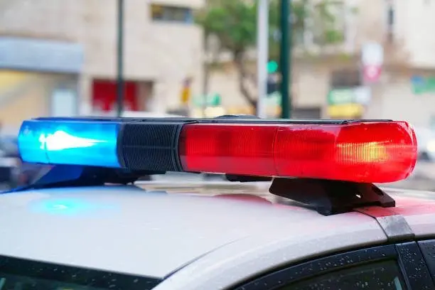 istock-police-lights-1