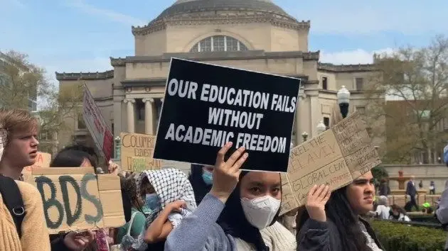 columbia-protests-2-abc-jm-240418_1713464835086_hpmain_16x9495774