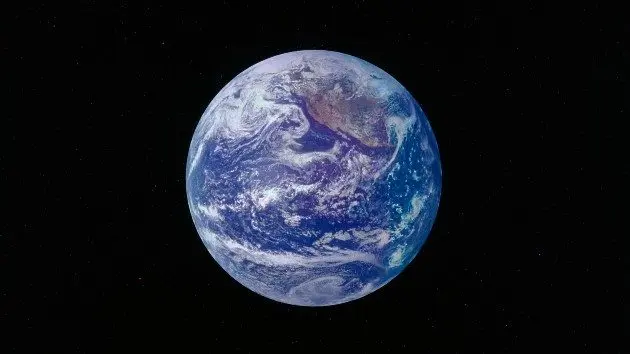 gettyrf_42224_planetearth104004