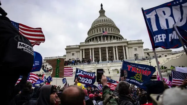trump-supporters-hold-stop-the-steal-rally-in-dc-amid-ratification-of-presidential-election-3
