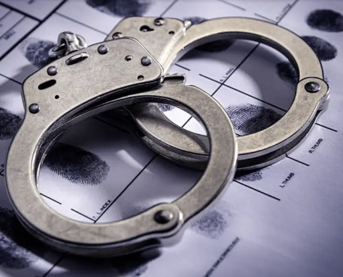 istock-handcuffs-3