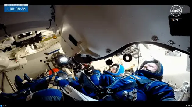 nasa_boeingcapsule_072524686092