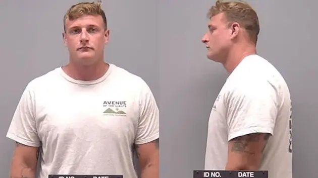sangamonsheriff_cop_072524200267