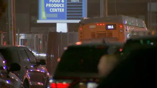 la-bus-hijack-kabc-jef-240925_1727269339365_hpmain_16x9232464