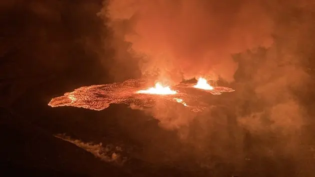 kilauea-summit-eruption-in-hawaii