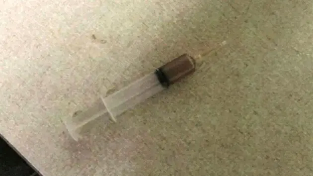 n_vinegar-syringe-ht-jt-260129_1769709610144_hpmain344384