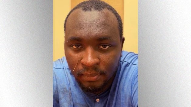 n_stabbing-suspect-ht-jt-260403_1775232844551_hpembed_3x445706