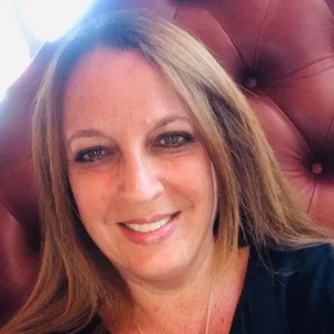Tracey Karm