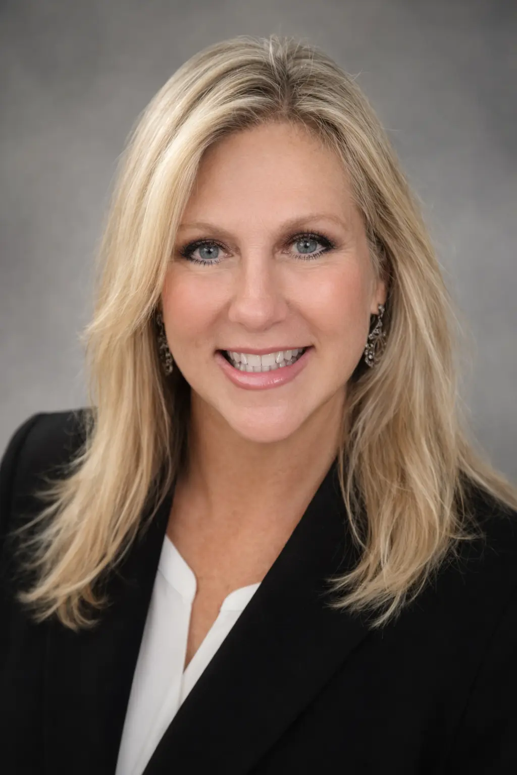 karen-henderson-headshot-2025