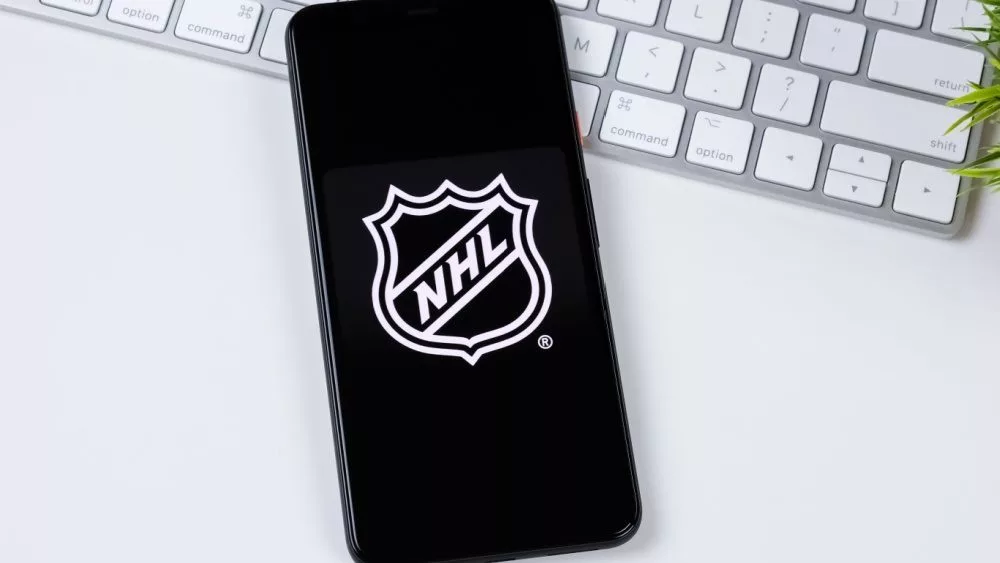 NHL app logo on a smartphone screen. Manhattan^ New York^ USA May 2^ 2020.