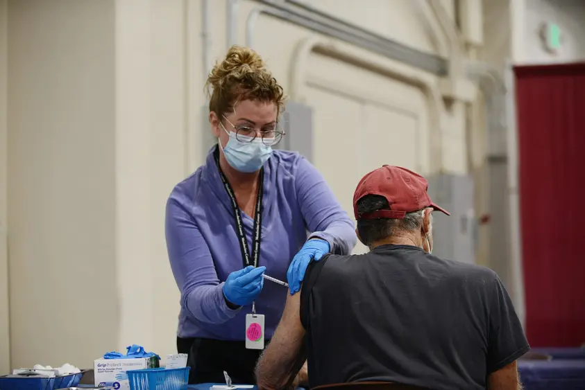 bcn-20210422-ukiahcovidclinic-03-scaled295641