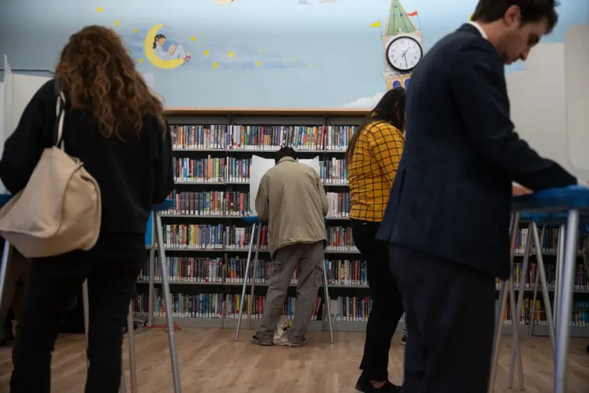 110524_election-oakland_fm_cm_20-scaled429013