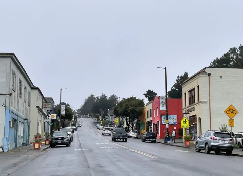 bcn-20230407-pa1-01-scaled243294